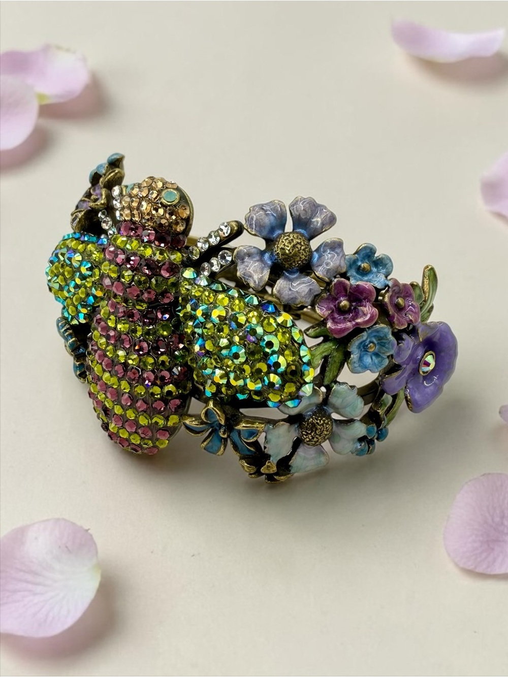 Kirks Folly “To Bee Or Not To Bee” Bee Floral Rhinestone Cuff 7” Fantasy Garden